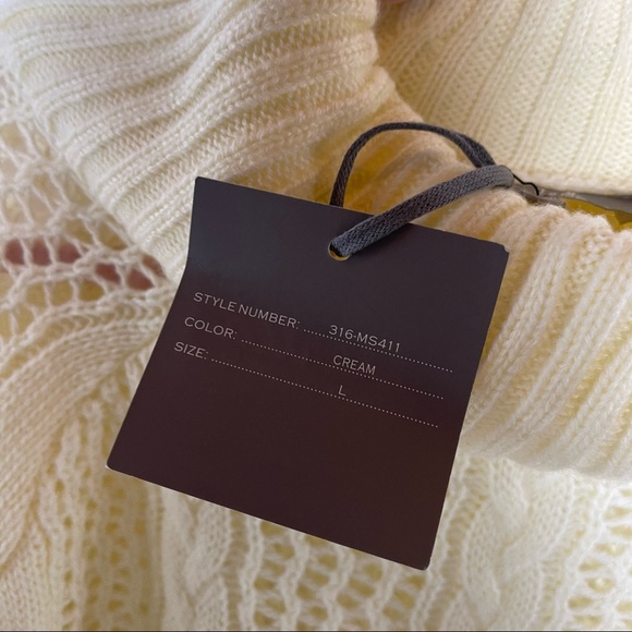 MARLED Cream Open Knit Turtleneck Sweater with Bell Sleeved L NWT - Picture 11 of 11